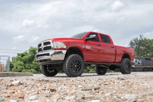 Ram 3500 Suspension Lift Kit - Rough Country - 5 Inch, Radius Arm Drop, SRW - '13-'15